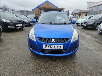 Used Suzuki Swift 2012 for sale - 77675696: Photo