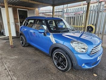 Used MINI Countryman 2011 for sale - 76374208: Photo