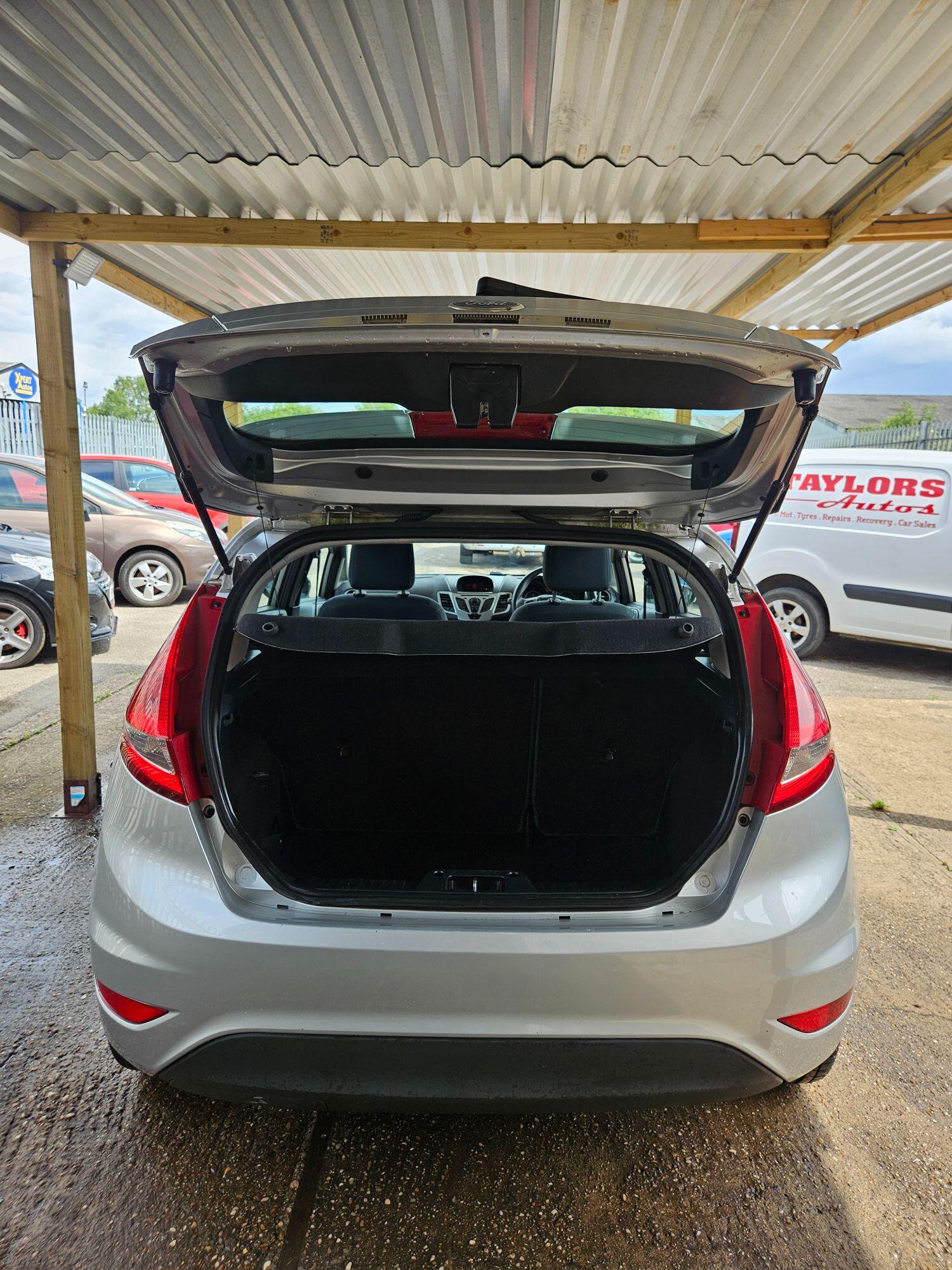 Used Ford Fiesta 2012 for sale - 77464775: Photo 8