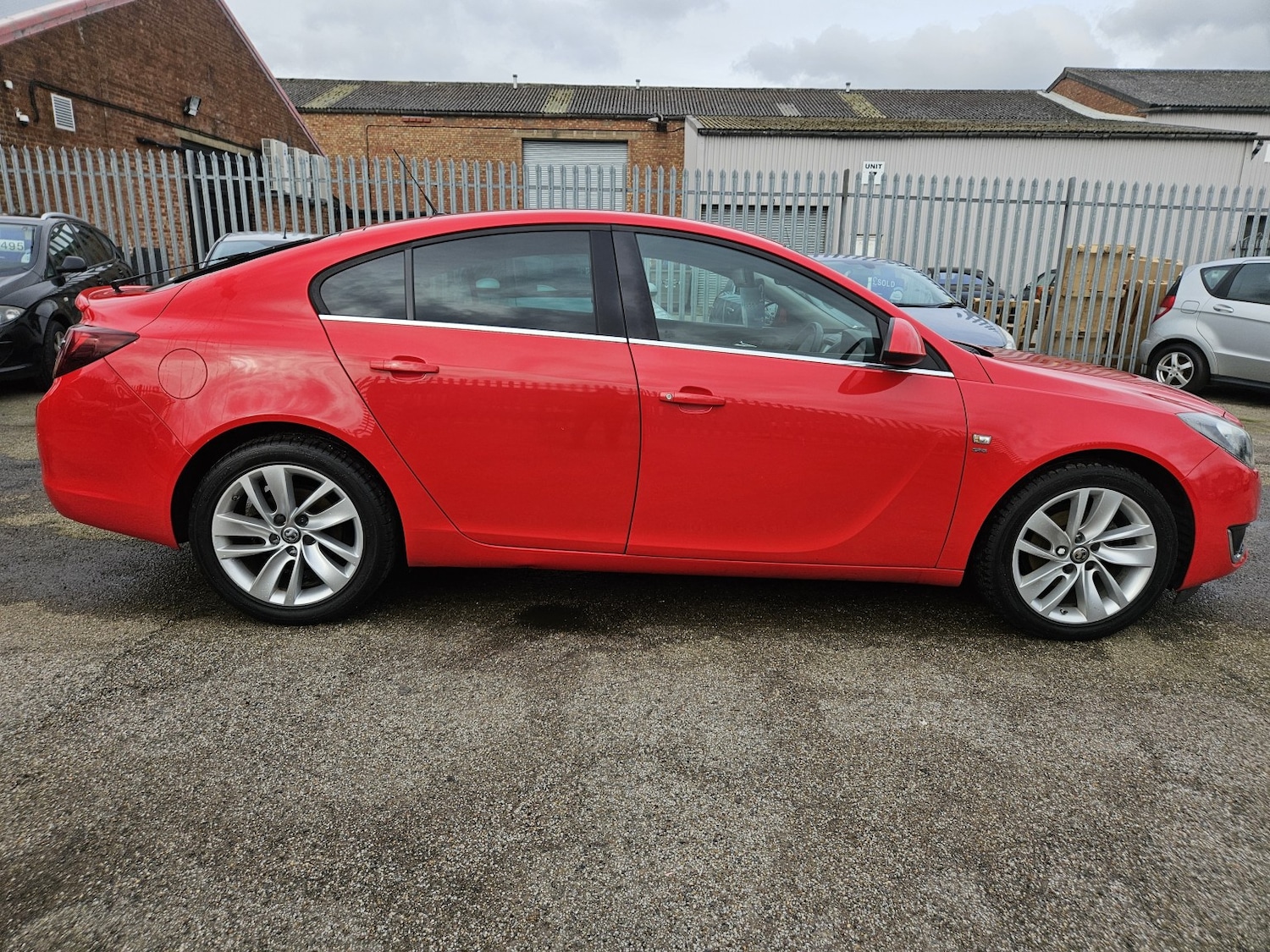 Used Vauxhall Insignia 2015 for sale - 77535988: Photo 4