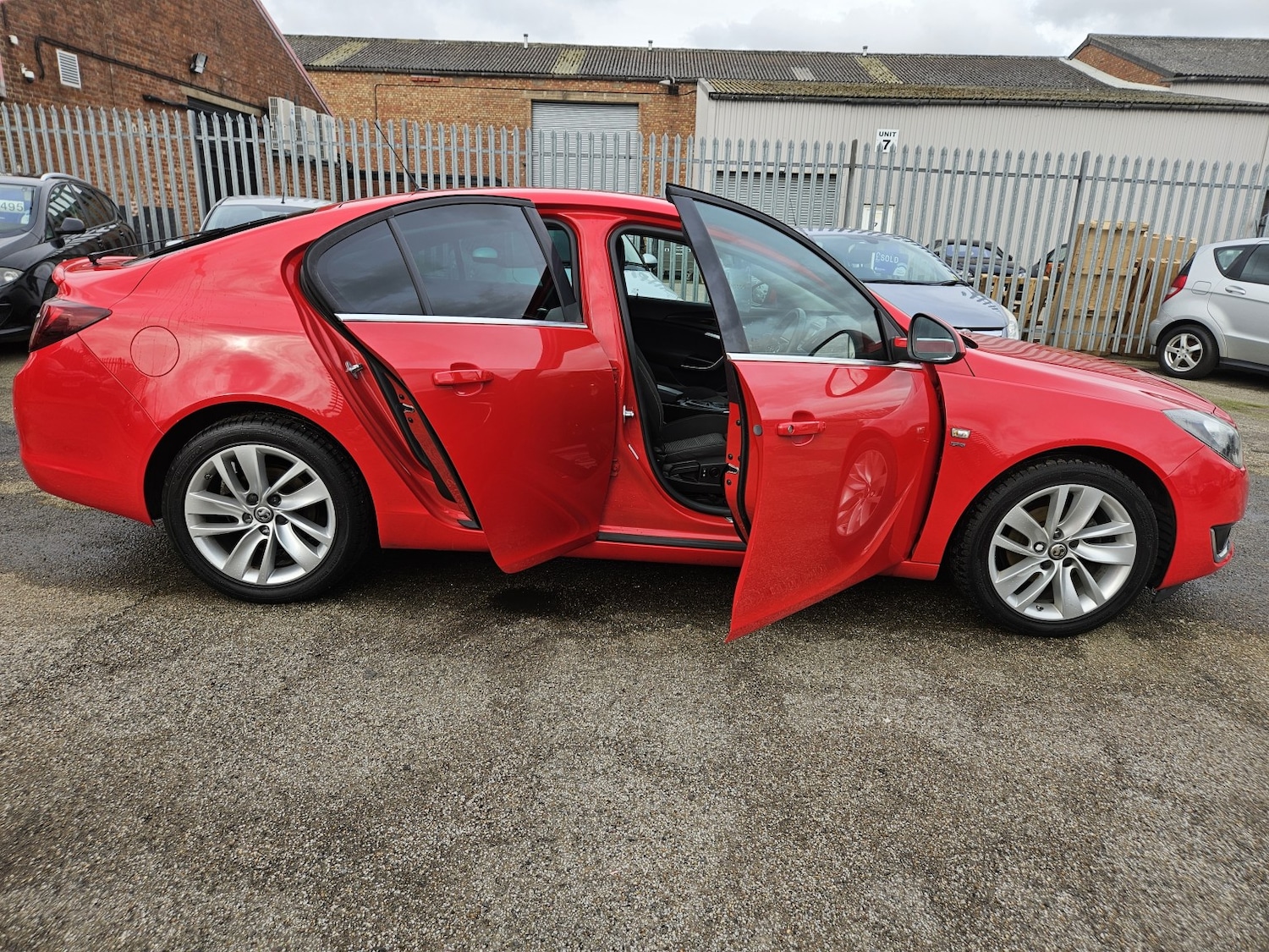 Used Vauxhall Insignia 2015 for sale - 77535988: Photo 5