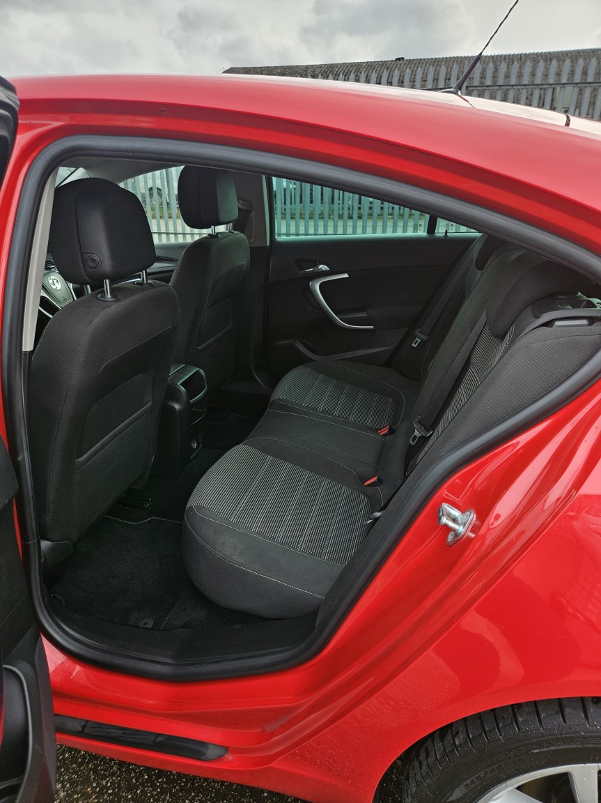 Used Vauxhall Insignia 2015 for sale - 77535988: Photo 9