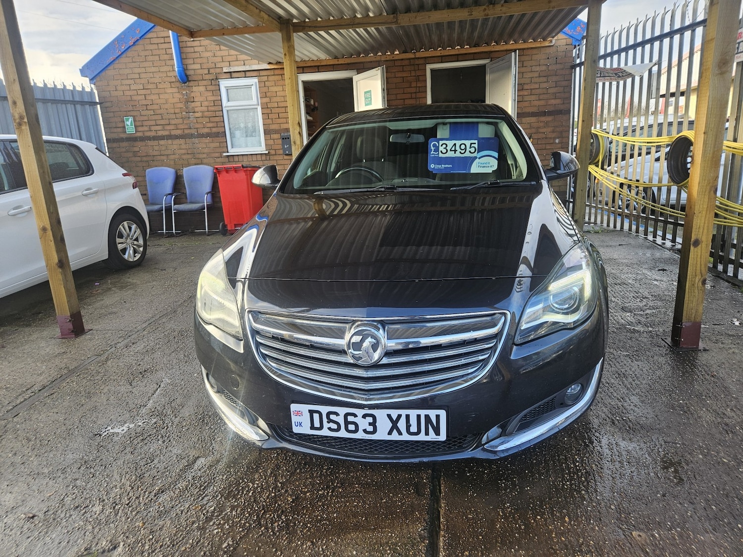 Used Vauxhall Insignia 2013 for sale - 76837066: Photo 2