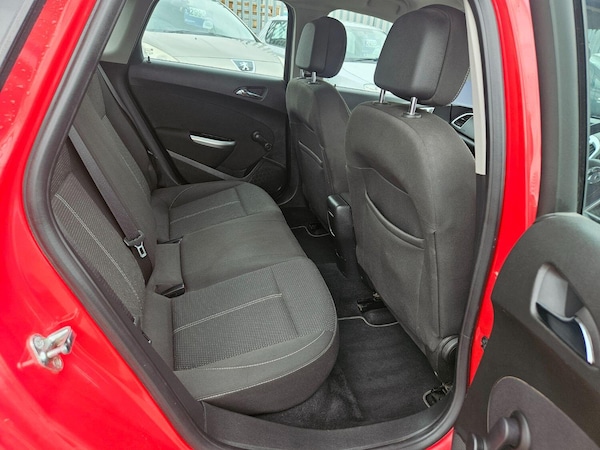Used Vauxhall Astra 2011 for sale - 76281385: Photo 13