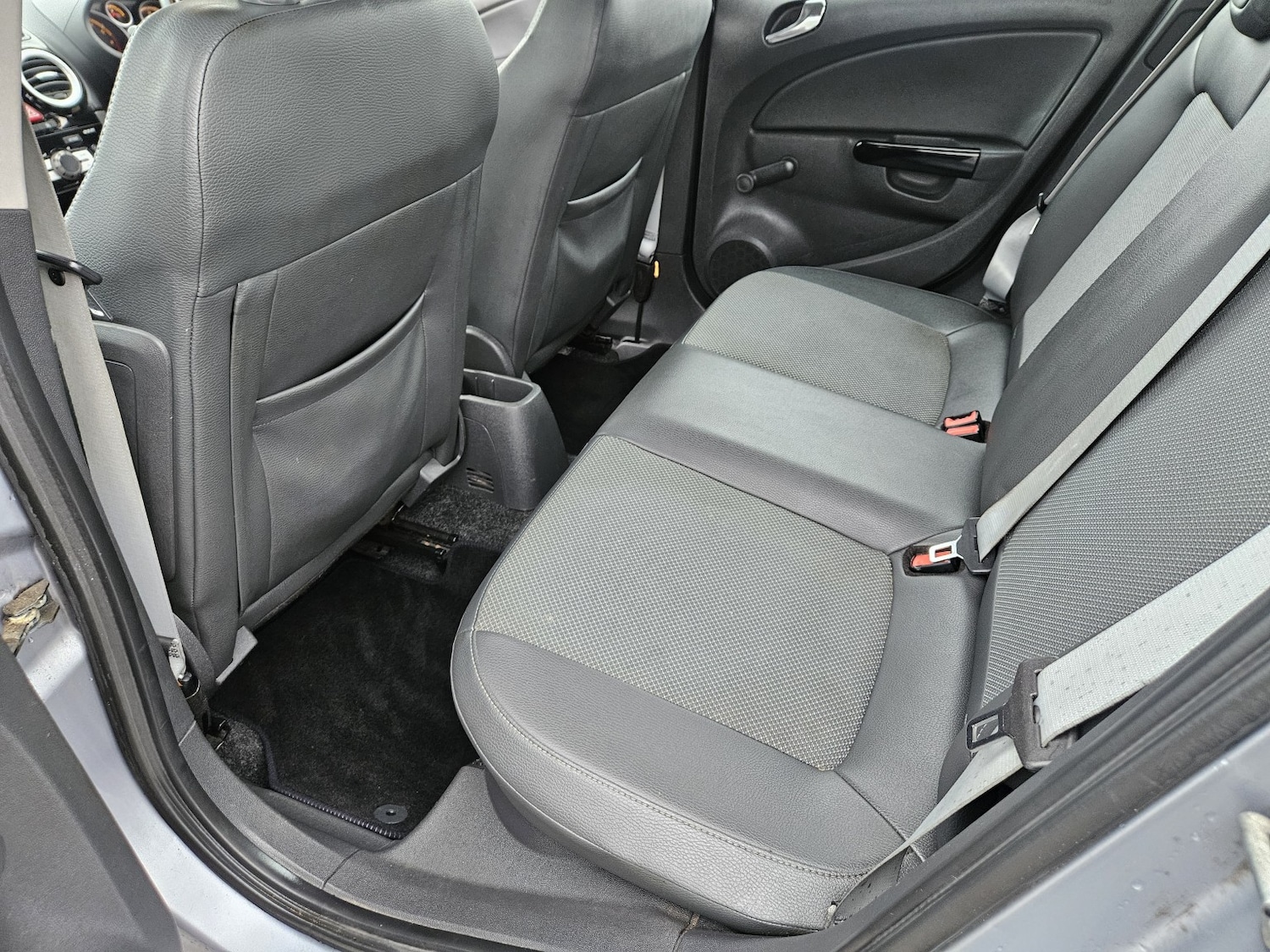 Used Vauxhall Corsa 2009 for sale - 77438324: Photo 14