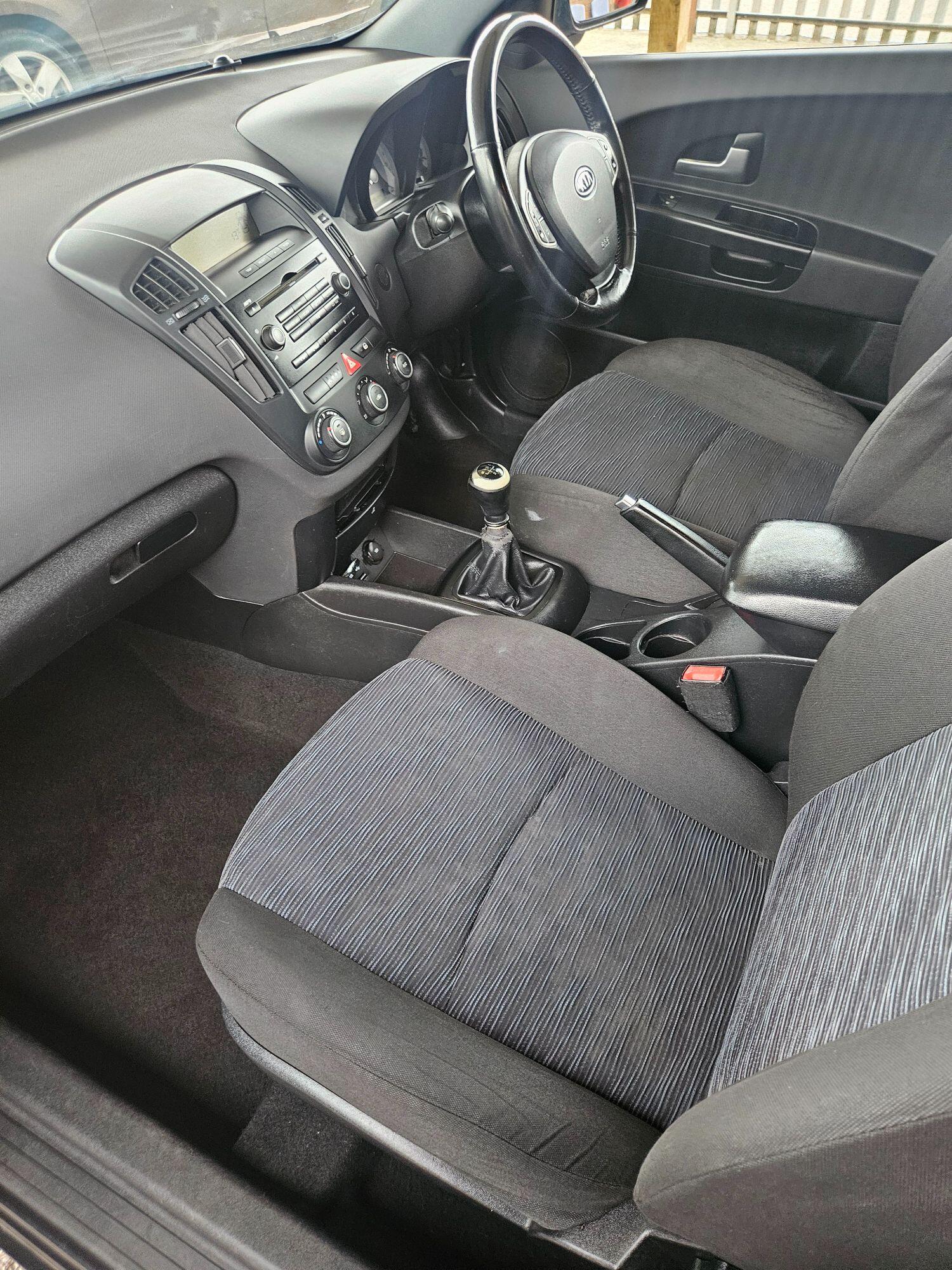 Used Kia Ceed 2007 for sale - 75898604: Photo 13