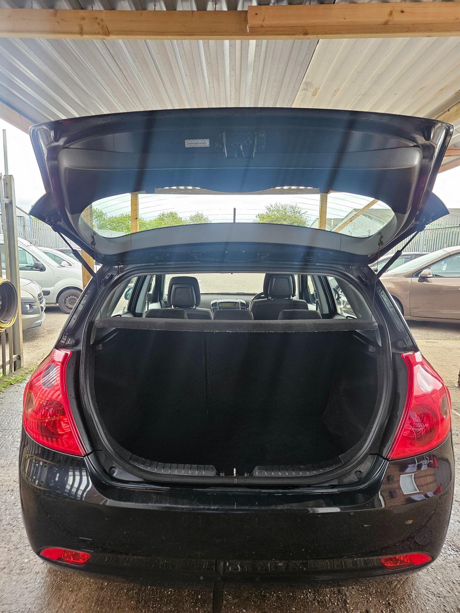 Used Kia Ceed 2007 for sale - 75898604: Photo 6