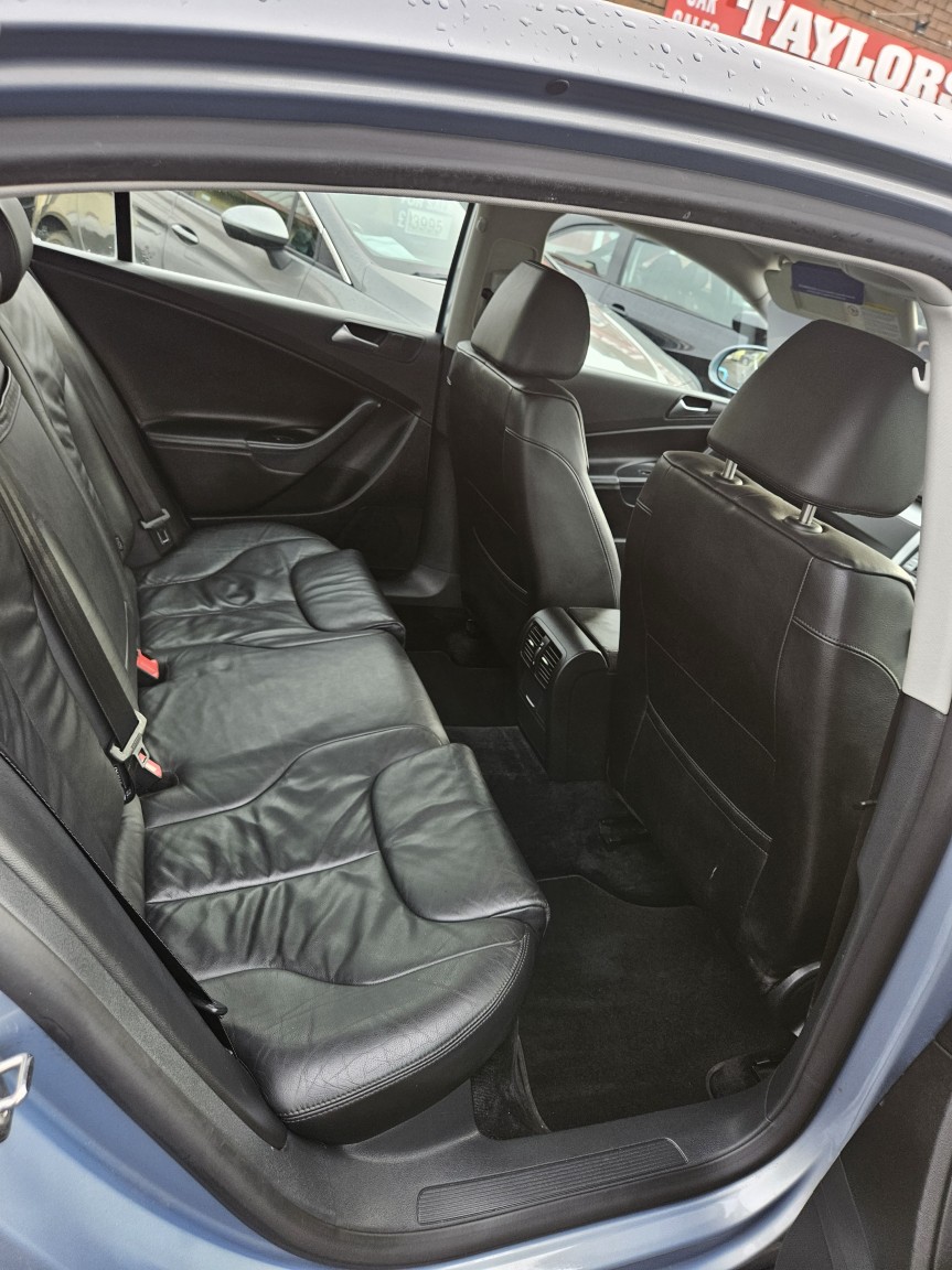 Used Volkswagen Passat 2009 for sale - 77438468: Photo 12