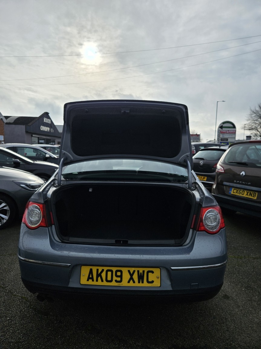 Used Volkswagen Passat 2009 for sale - 77438468: Photo 6