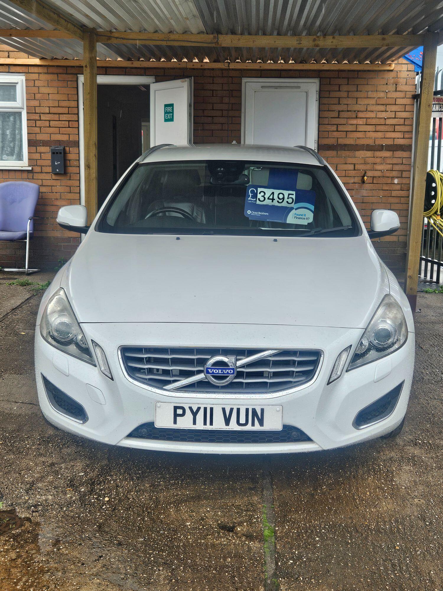 Used Volvo V60 2011 for sale - 77251294: Photo 6