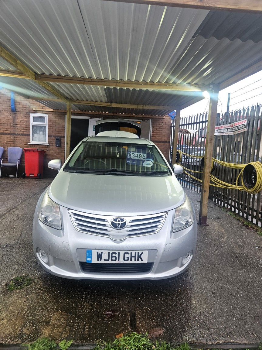 Used Toyota Avensis 2011 for sale - 76521087: Photo 3
