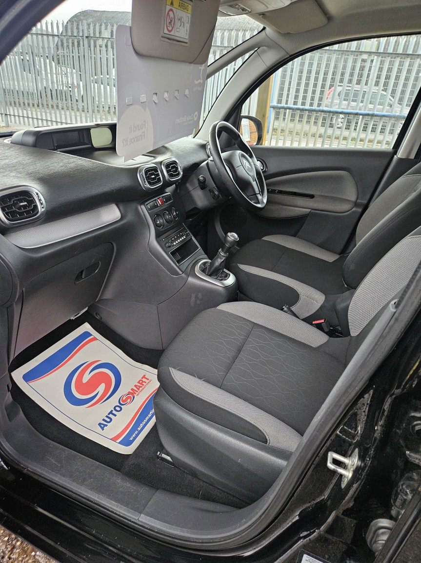 Used Citroen C3 Picasso 2015 for sale - 76863801: Photo 18