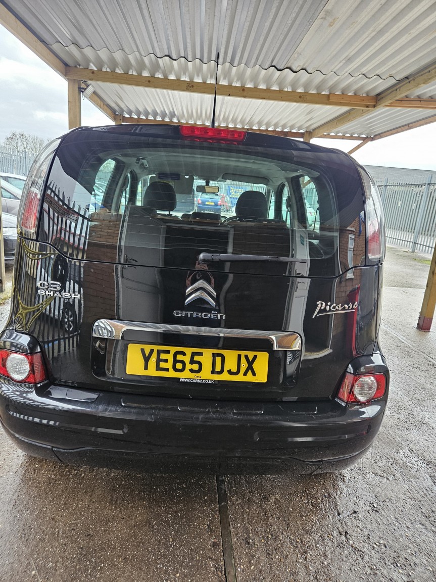 Used Citroen C3 Picasso 2015 for sale - 76863801: Photo 4