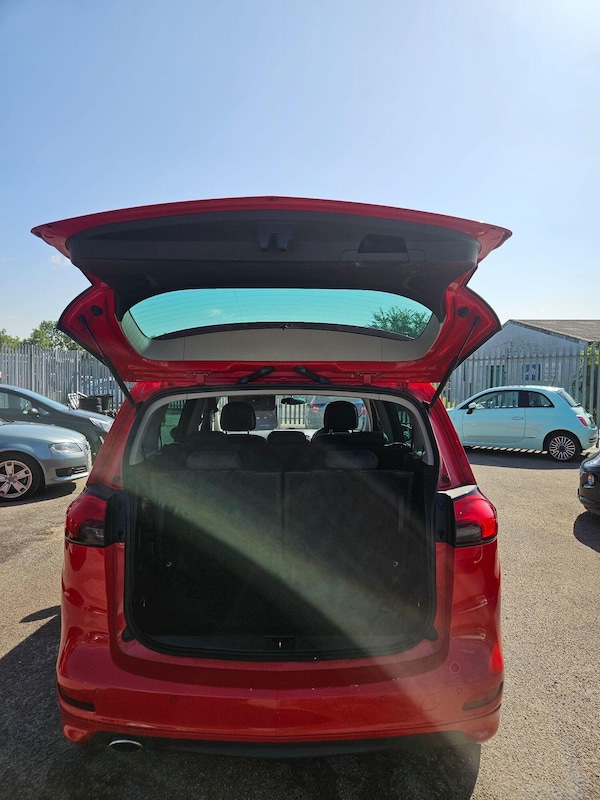 Used Vauxhall Zafira Tourer 2013 for sale - 75137689: Photo 11