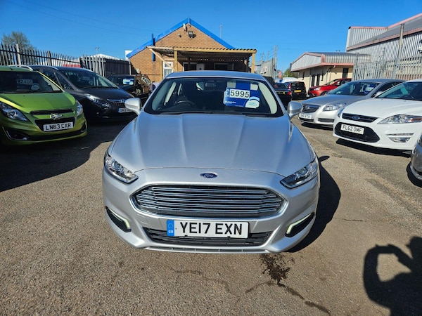Used Ford Mondeo 2017 for sale - 74307979: Photo 2