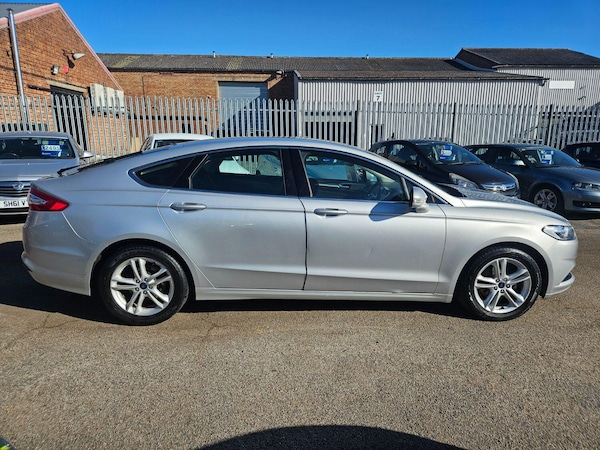 Used Ford Mondeo 2017 for sale - 74307979: Photo 4