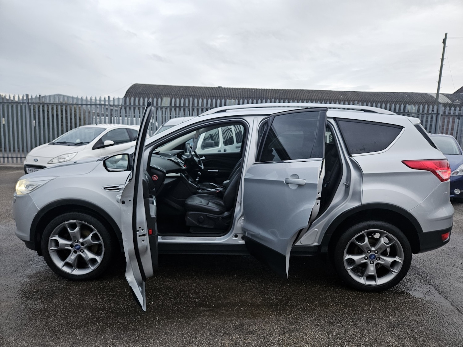 Used Ford Kuga 2015 for sale - 76536782: Photo 7