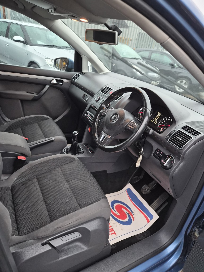 Used Volkswagen Touran 2012 for sale - 77336209: Photo 11