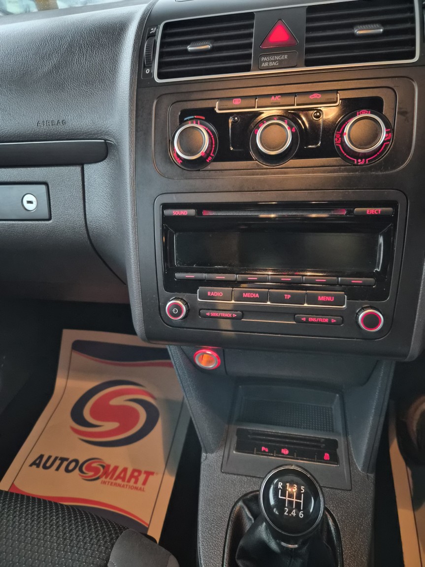 Used Volkswagen Touran 2012 for sale - 77336209: Photo 13