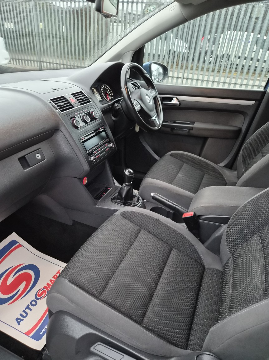 Used Volkswagen Touran 2012 for sale - 77336209: Photo 16