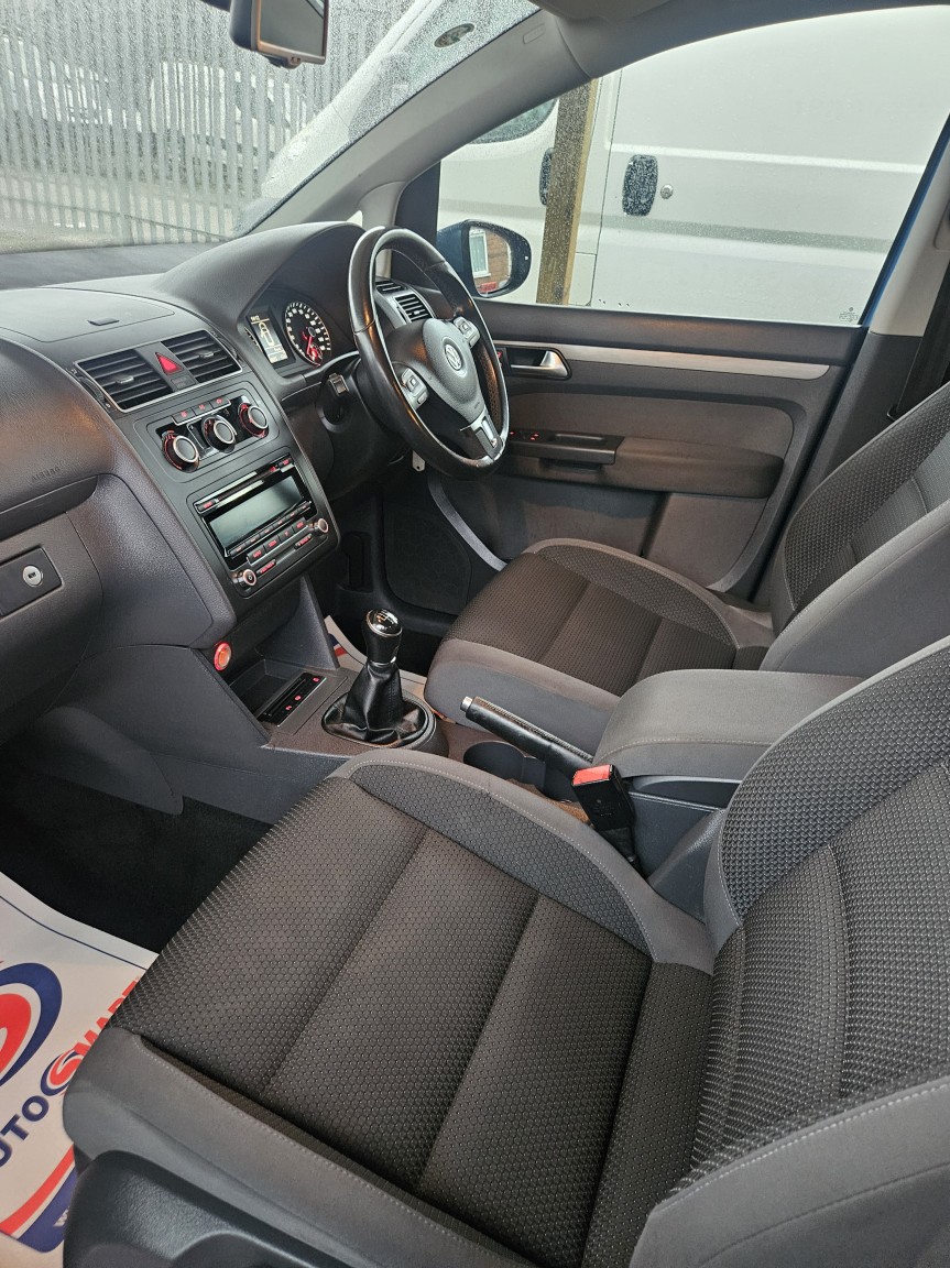 Used Volkswagen Touran 2012 for sale - 77336209: Photo 17