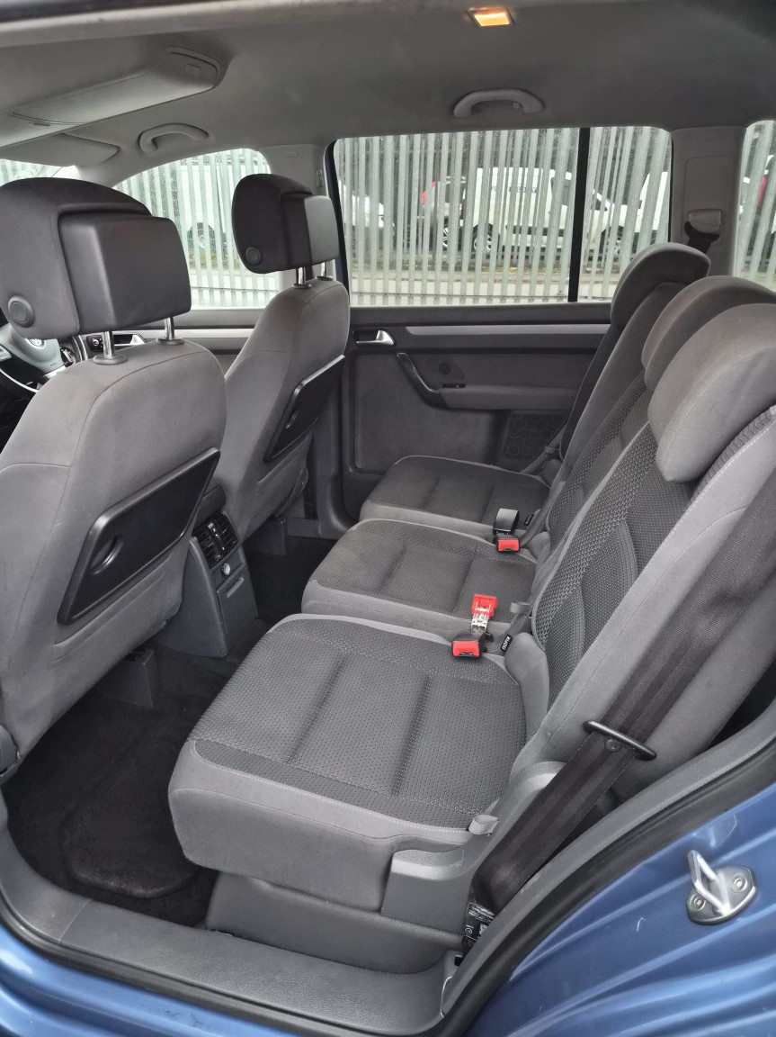 Used Volkswagen Touran 2012 for sale - 77336209: Photo 18