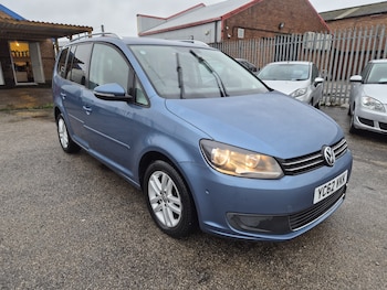 Used Volkswagen Touran 2012 for sale - 77336209: Photo