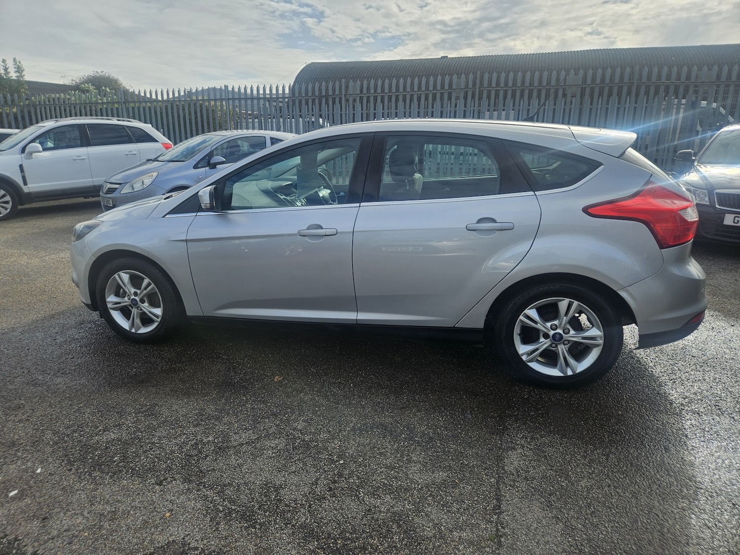 Used Ford Focus 2011 for sale - 76305636: Photo 8