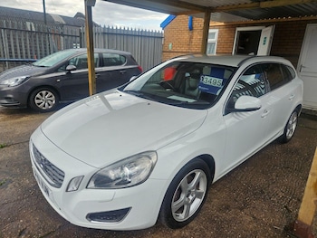 Used Volvo V60 2011 for sale - 78534814: Photo