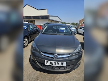Used Vauxhall Astra 2013 for sale - 79222864: Photo