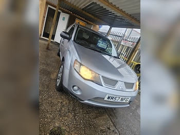 Used Mitsubishi Outlander 2008 for sale - 76956946: Photo