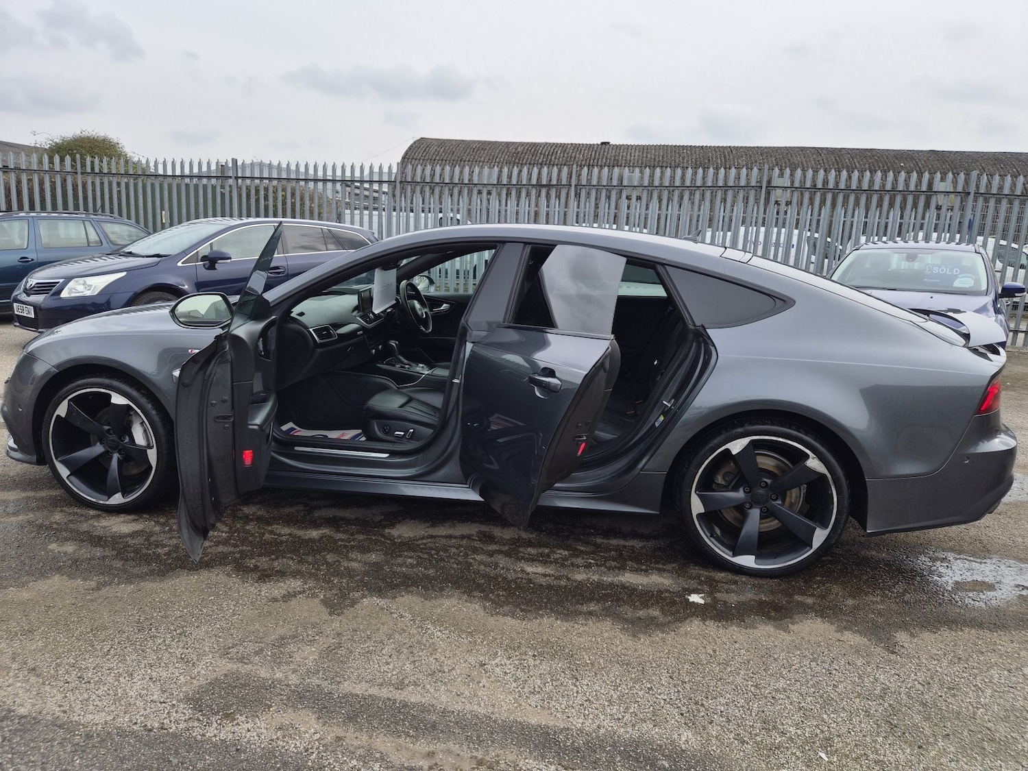 Used Audi A7 2014 for sale - 77991765: Photo 2