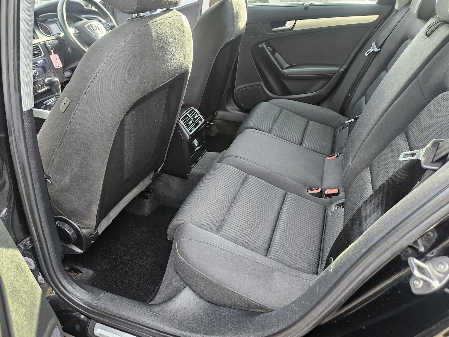 Used Audi A4 Avant 2012 for sale - 76896957: Photo 15