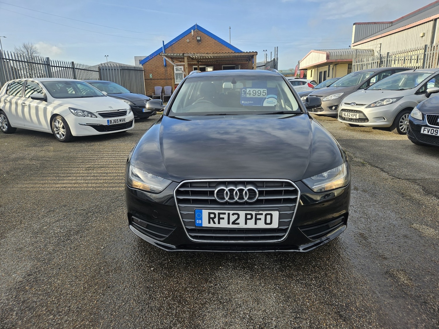 Used Audi A4 Avant 2012 for sale - 76896957: Photo 2