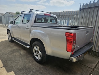 Used Isuzu D-Max 2013 for sale - 79228523: Photo