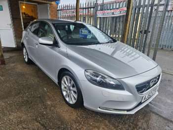 Used Volvo V40 2013 for sale - 73837928: Photo