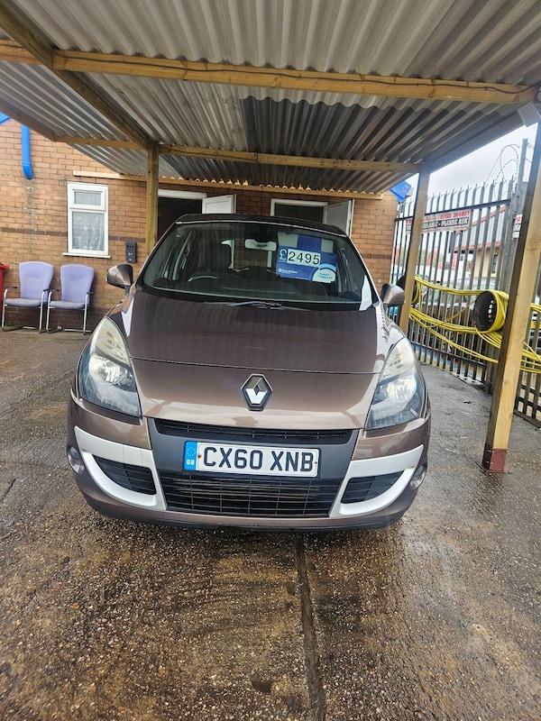 Used Renault Scenic 2010 for sale - 74346640: Photo 10