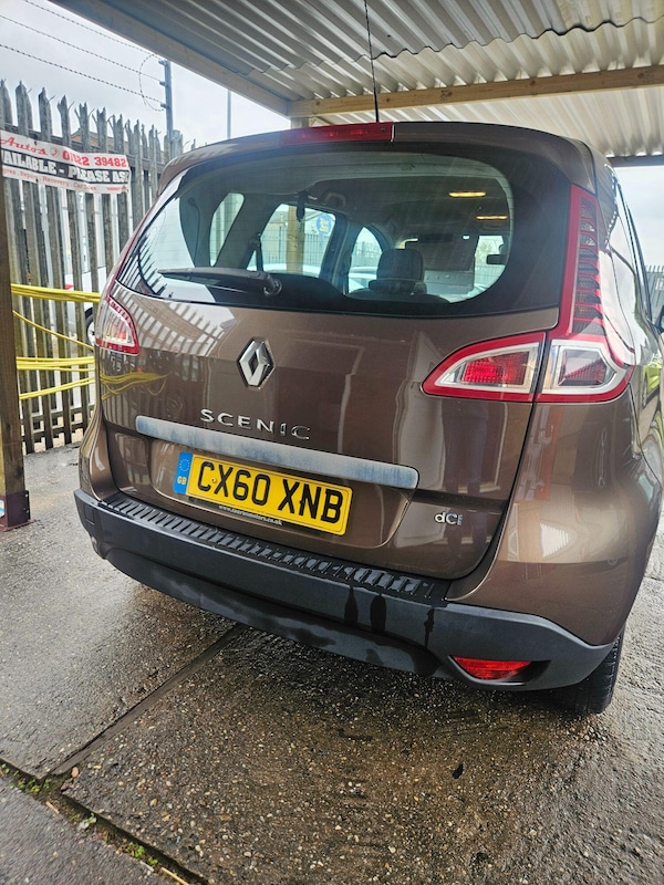 Used Renault Scenic 2010 for sale - 74346640: Photo 3