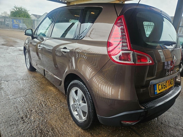 Used Renault Scenic 2010 for sale - 74346640: Photo 5