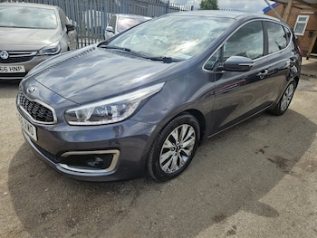 Used Kia Ceed 2016 for sale - 79335576: Photo
