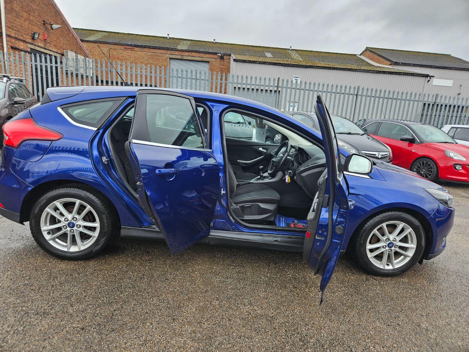 Used Ford Focus 2016 for sale - 76793749: Photo 9