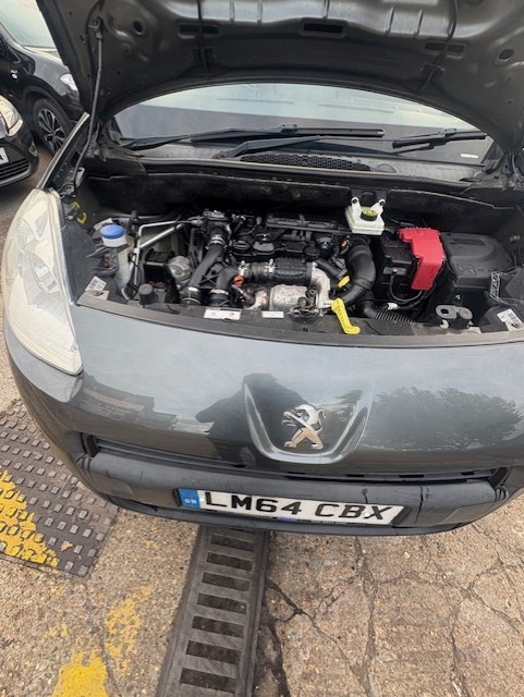 Used Peugeot Partner 2014 for sale - 76204695: Photo 13