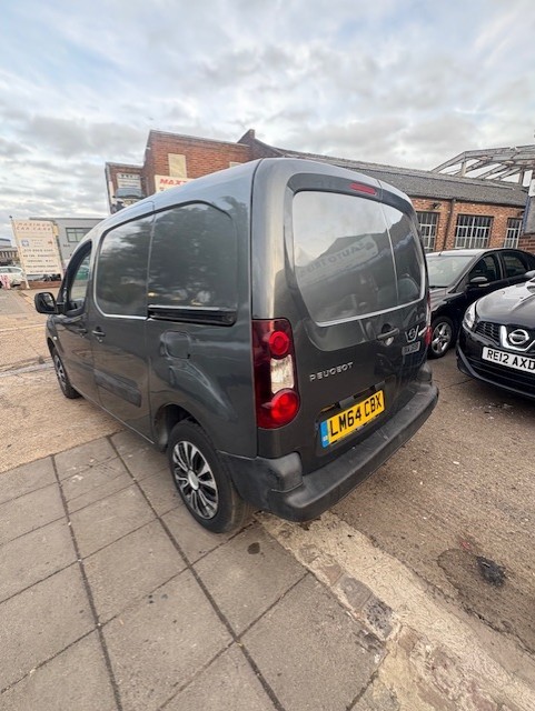 Used Peugeot Partner 2014 for sale - 76204695: Photo 3