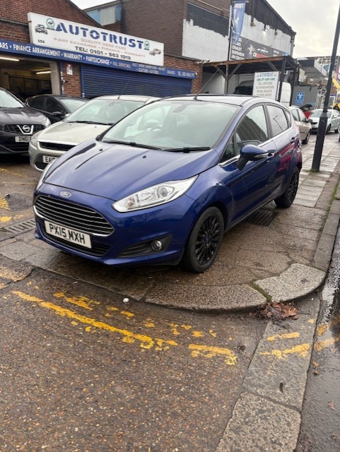 Used Ford Fiesta 2015 for sale - 76937645: Photo 2