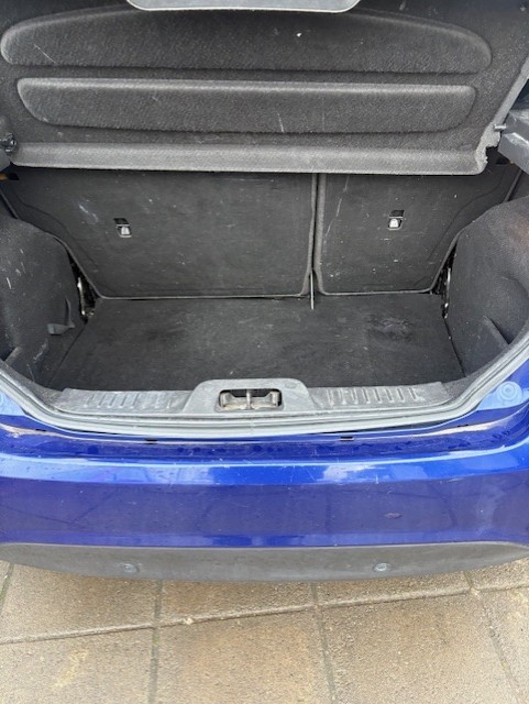 Used Ford Fiesta 2015 for sale - 76937645: Photo 5