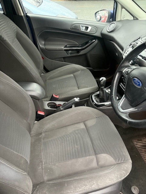 Used Ford Fiesta 2015 for sale - 76937645: Photo 6