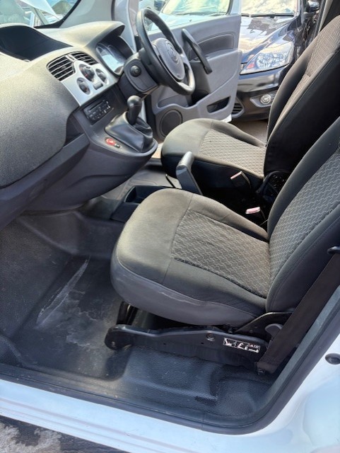 Used Renault Kangoo for sale - 77401412: Photo 9