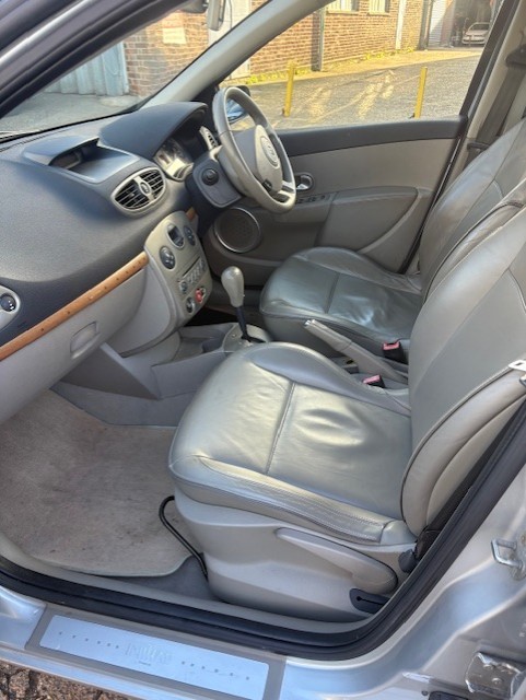 Used Renault Clio 2007 for sale - 76760798: Photo 14