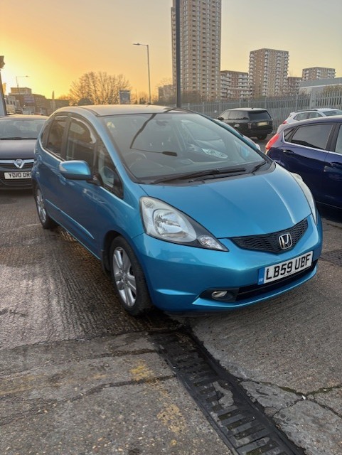 Used Honda Jazz 2010 for sale - 77927527: Photo 2