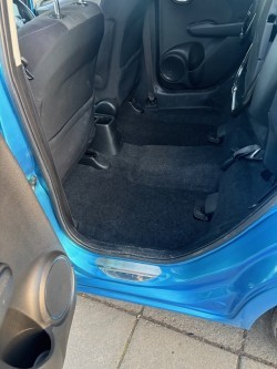 Used Honda Jazz 2010 for sale - 77927527: Photo 6